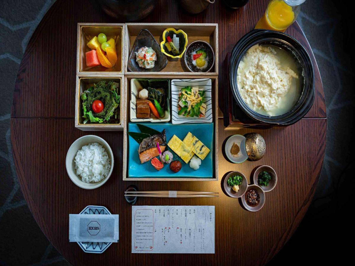Okinawa Exes Naha Hotel Екстериор снимка