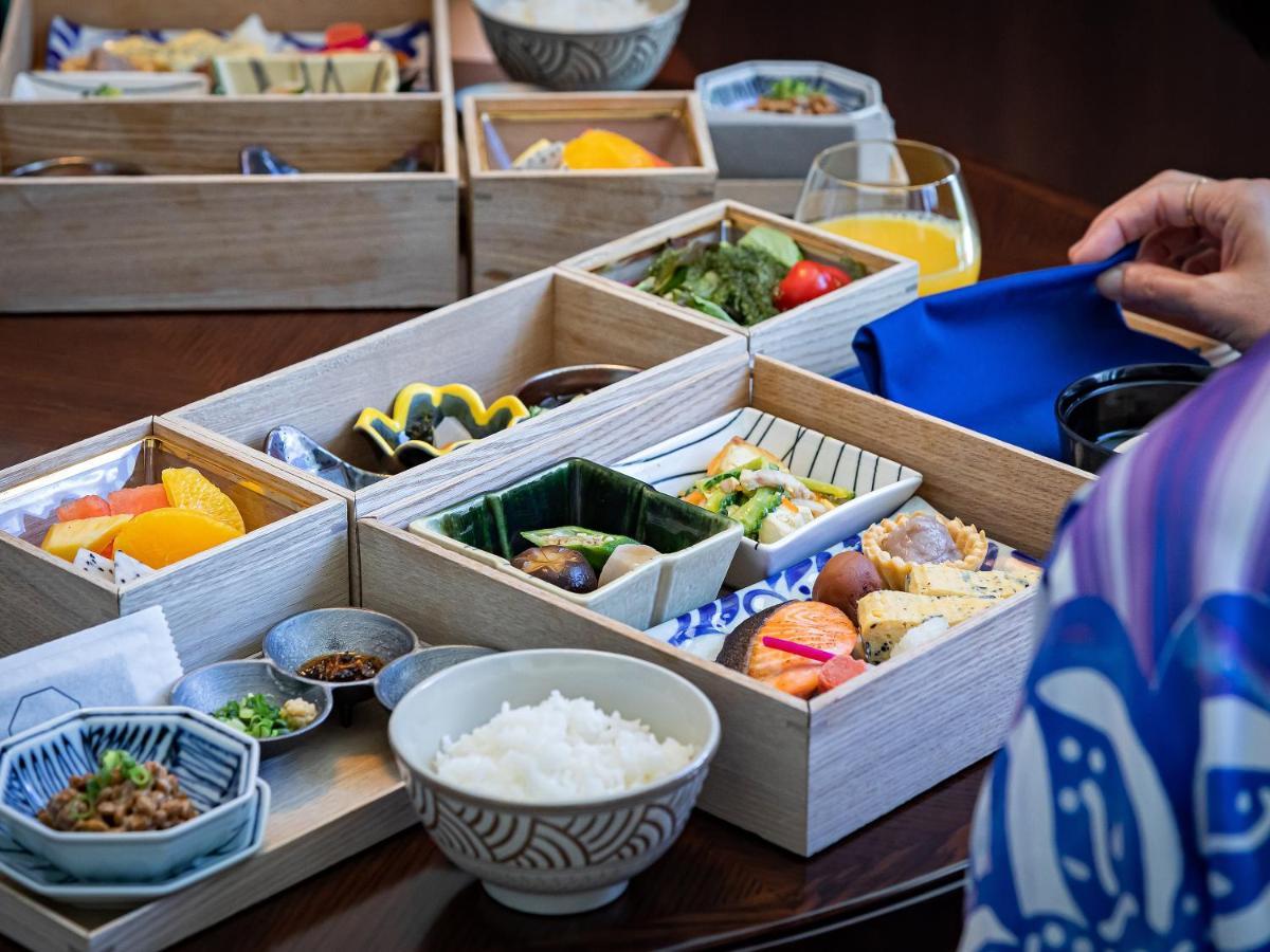 Okinawa Exes Naha Hotel Екстериор снимка