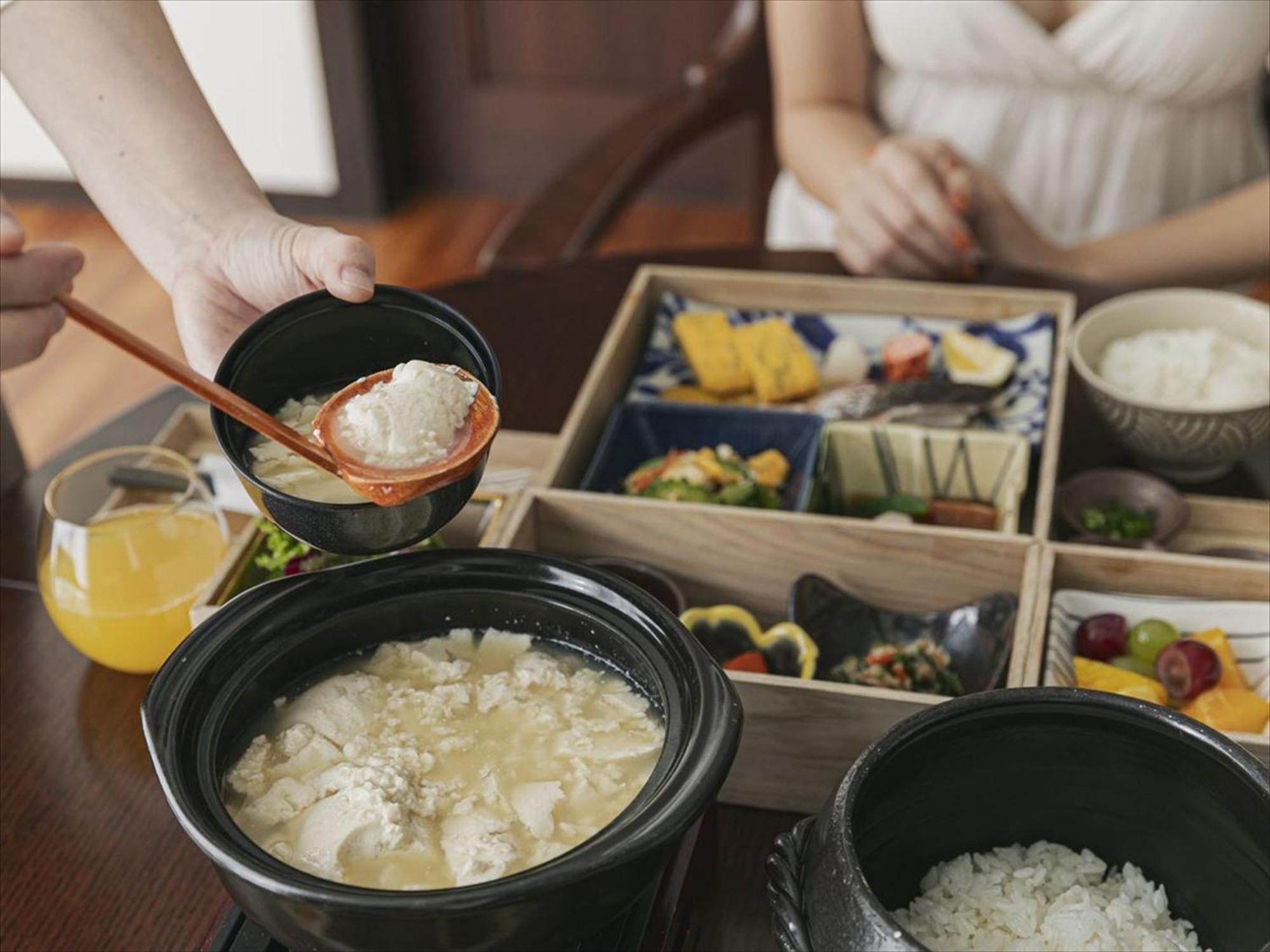 Okinawa Exes Naha Hotel Екстериор снимка