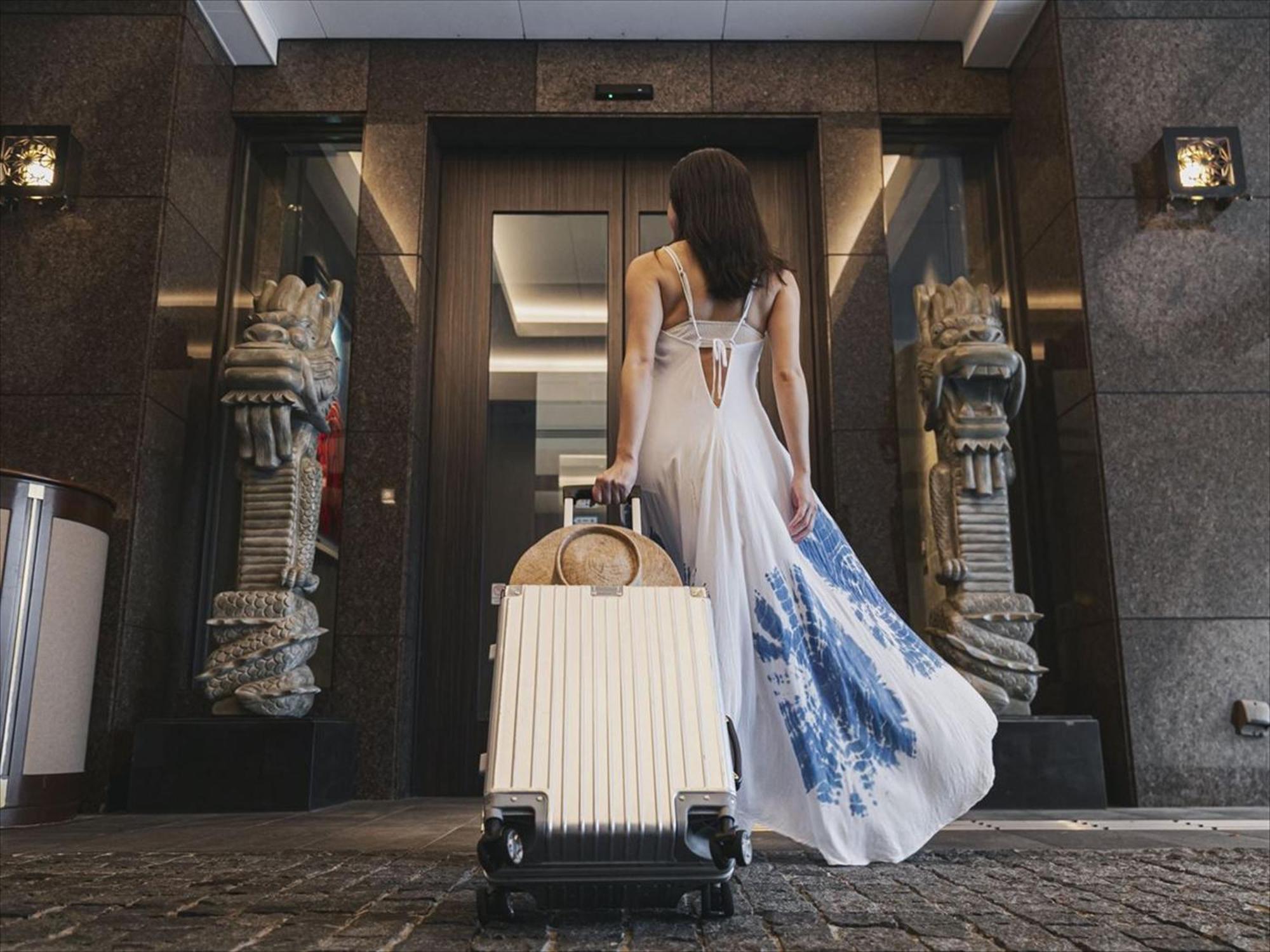 Okinawa Exes Naha Hotel Екстериор снимка